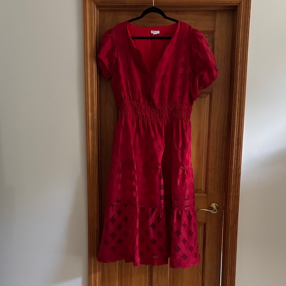 Chic Soul Red V-Neck Tiered Midi Dress